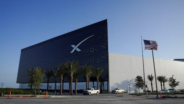 SpaceX传明年上市 拟募资逾330亿新元