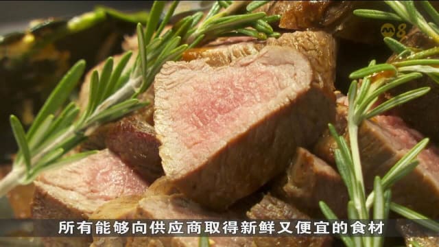 为提高吸引力 菜饭业者推豪华菜肴与自助模式
