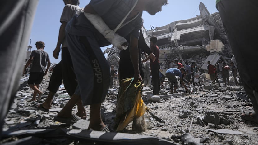 UN says time is short to stop famine spreading as Israel bombards Gaza City UN says time is short to stop famine spreading as Israel bombards Gaza City
