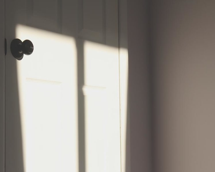 Man convicted of sexually assaulting male couchsurfer who slept on same bed