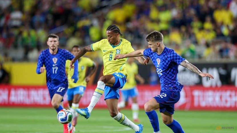 Brazil score twice late on to beat Croatia 3-1 in World Cup tune-up