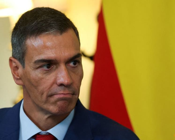 Spain calls for Israel, Russia to be banned from international sports competitions 