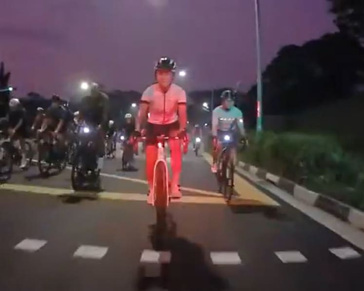 Man taken to hospital after collision with another cyclist along Upper Thomson Road
