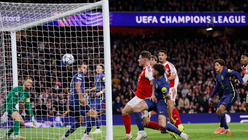 Arsenal run riot to crush Atletico Madrid