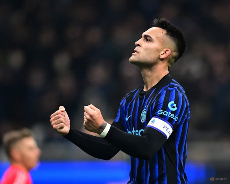 Serie A title race enters New Year with five clubs in the mix