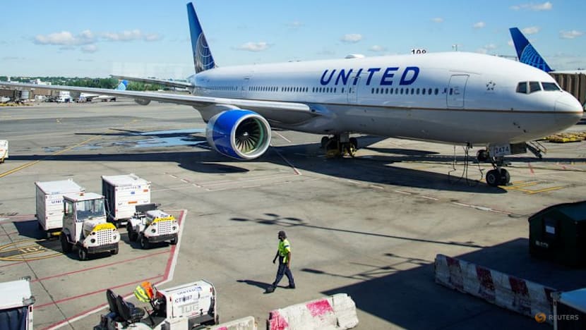 Musk's Starlink leads Bezos' Amazon as airlines rush to boost in-flight Wi-Fi