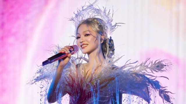 曾纠结于岁月，张韶涵“白发皱纹老太太”模样曝光