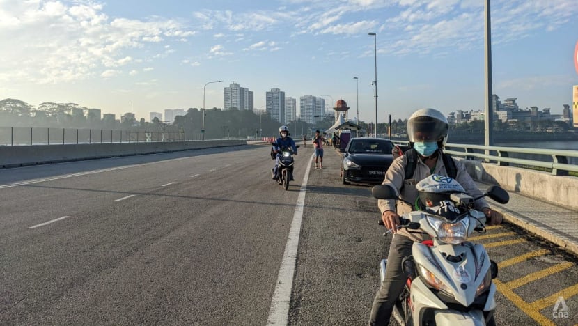 Driving from Singapore to JB: Hassle-free and no vaccination checks, but Touch 'n Go cards sold out Driving from Singapore to JB: Hassle-free and no vaccination checks, but Touch 'n Go cards sold out