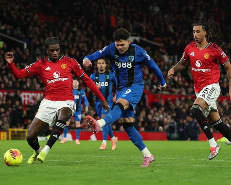 Bournemouth and Man United share spoils in eight-goal thriller
