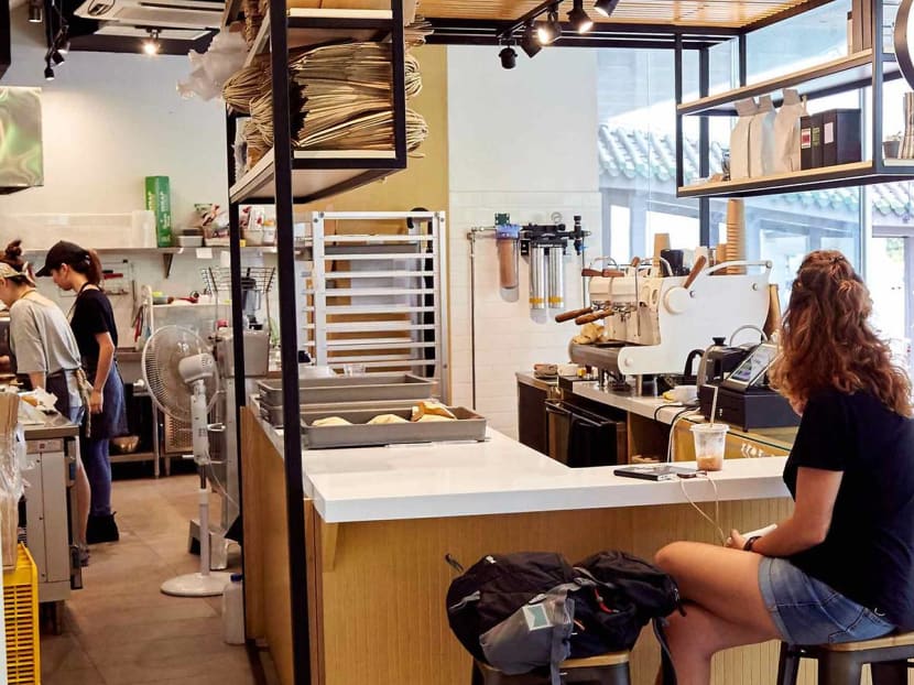 Fat, Fluffy Doughnuts From Tokyo's Haritts A Worthy Indulgence