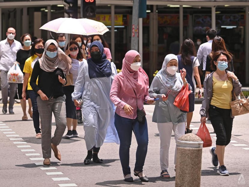 Commentary: New COVID-19 variants have arrived. How worried should you be?