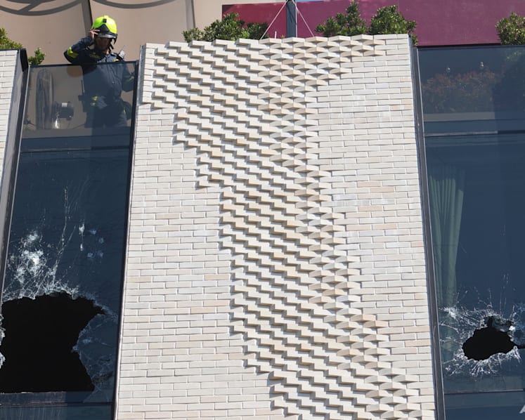 Three foreigners killed in Thailand tourist hotel blaze