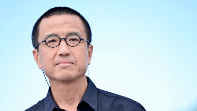 中国导演娄烨遭爆挪用公款，易烊千玺主演新片《三个字》上映无望？