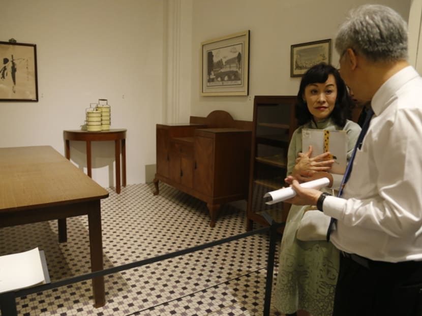 Mrs Lee Suet Fern in 2015 in front of an exhibit at the We Built a Nation exhibit at the National Museum of Singapore made up of furniture and artefacts from the late Lee Kuan Yew’s Oxley Road home.