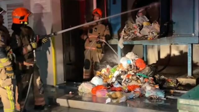 武吉巴督组屋垃圾槽起火 无人在事件中受伤