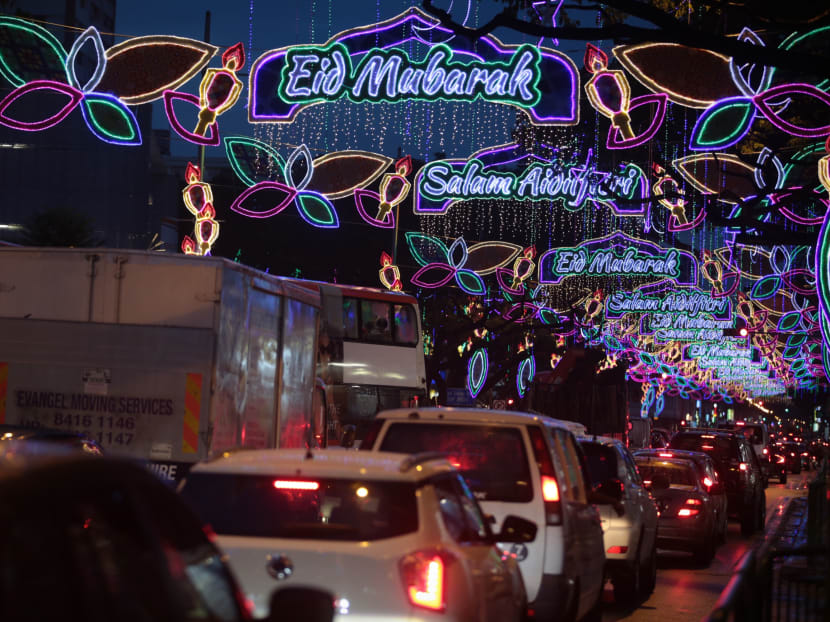 Traffic outside the Geylang Serai Hari Raya Bazaar on May 26, 2017. Photo: Jason Quah/TODAY