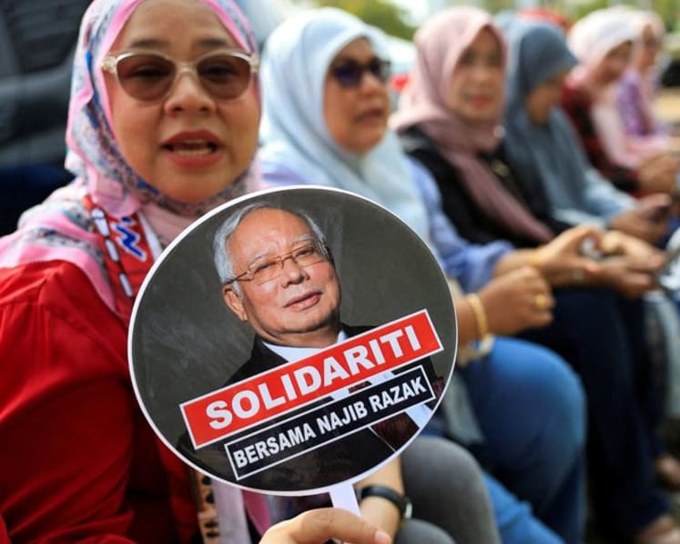 Malaysia's top court allows jailed ex-PM Najib to pursue legal bid for house arrest