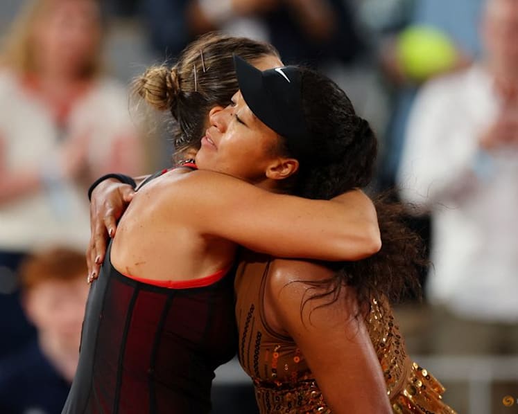 Sabalenka downs Osaka to reach French Open quarter-finals