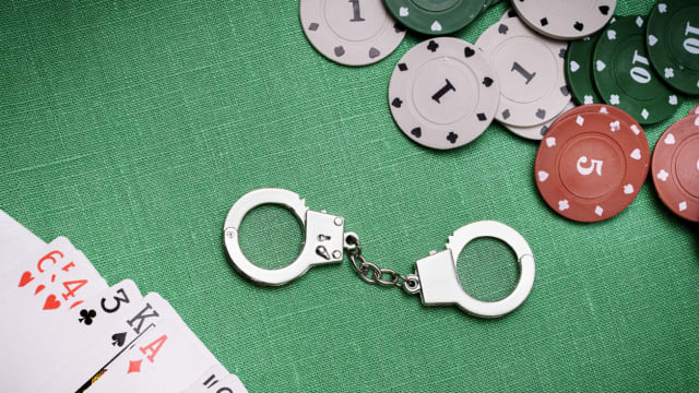 31人涉非法赌博被警方调查 其中最年轻仅16岁