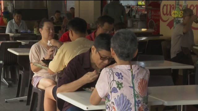 大年初一不少食肆照常开业 部分咖啡店征收附加费
