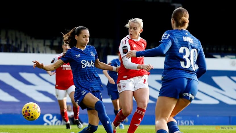 Williamson's first game since Euro final a highlight of Arsenal win