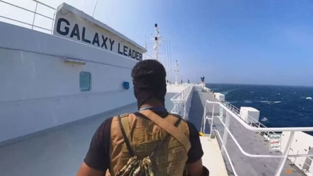 胡塞组织在红海引爆载满炸药无人船 无造成任何伤亡或破坏