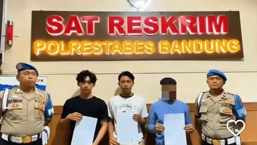 Berakhir damai, ini alasan pasangan turis Singapura tidak lanjutkan kasus pelecehan seksual Bandung Berakhir damai, ini alasan pasangan turis Singapura tidak lanjutkan kasus pelecehan seksual Bandung