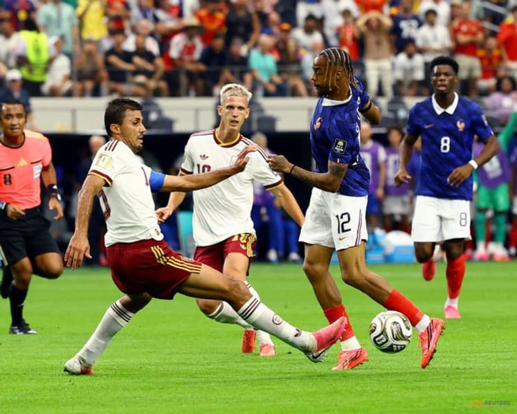 Masterful Rodri rolls back the years to anchor Spain's march into the final