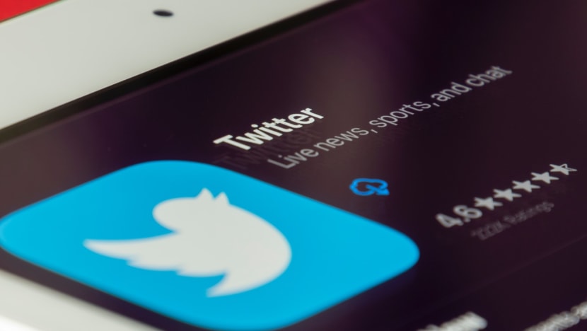 Jail for youth who pretended to be a woman on Twitter and cheated men with offer of sexual services