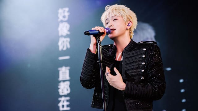 颜人中首来新开唱演绎孙燕姿金曲，歌迷点歌环节笑料不断！
