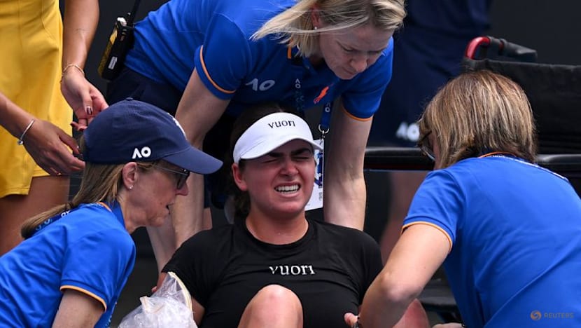 Players hit by cramp as heat and heartbreak strike at Australian Open