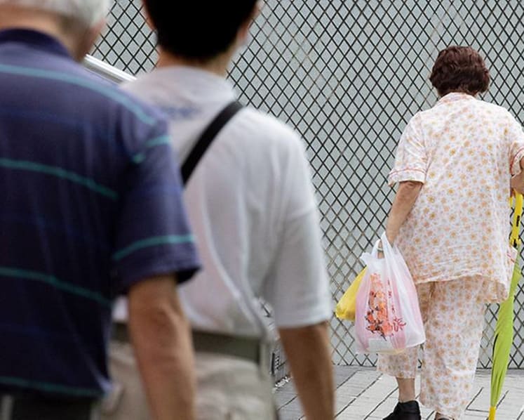HPB to award S$30 vouchers to those who refer seniors for COVID-19 vaccination