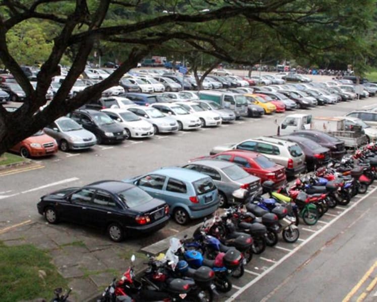 Parking officer who issued more than S$1,000 in fake summonses gets jail