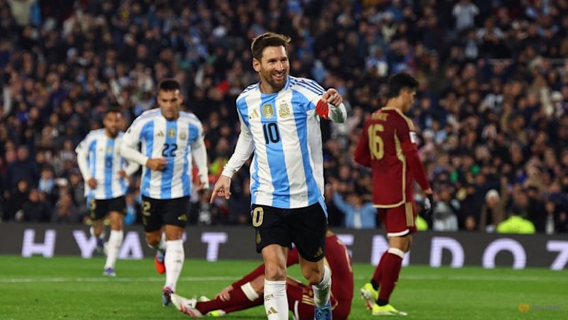 Messi shines in his final home World Cup qualifier, Paraguay and Colombia clinch spots