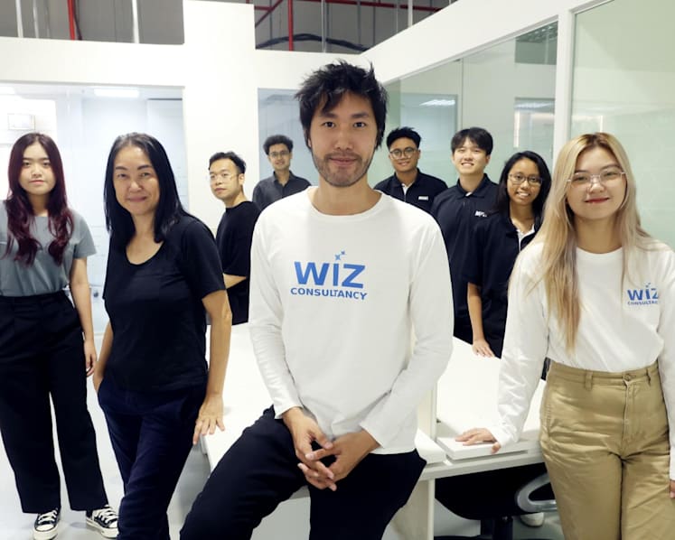 Once warned by his school for trading game cards, now this 22-year-old runs a digital marketing firm and offers free courses