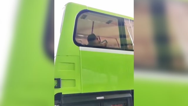 巴士停转换站 乘客熟睡未被叫醒
