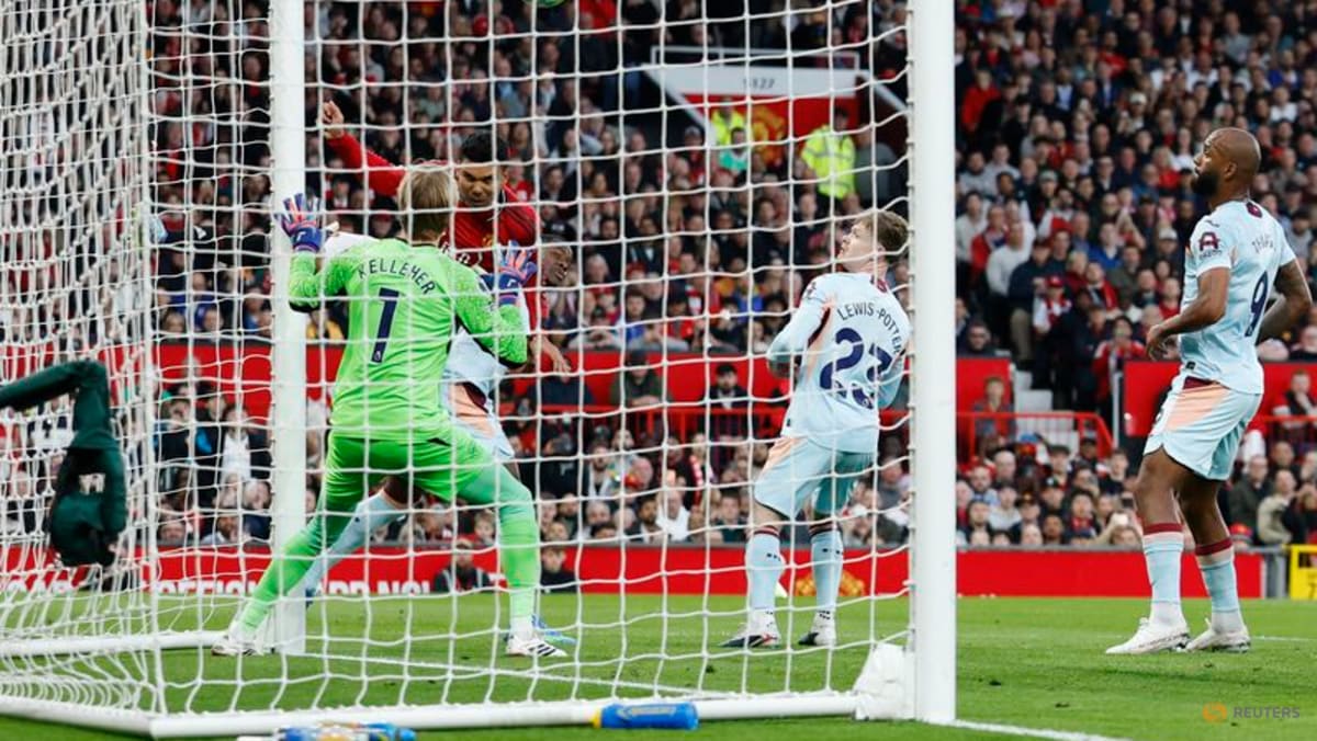 Man United set for Champions League return after 2-1 win over Brentford