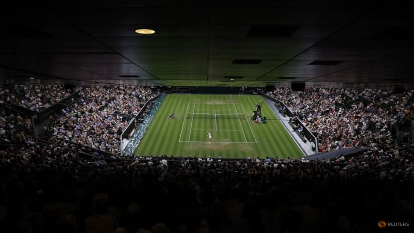 Sabalenka douses Raducanu fire to reach fourth round