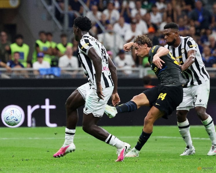 Inter rally past Udinese to stay level with Roma at Serie A summit