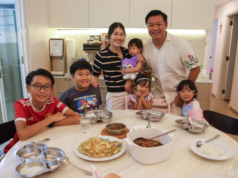 No phones, no scoldings: How we keep daily family dinners sacred No phones, no scoldings: How we keep daily family dinners sacred