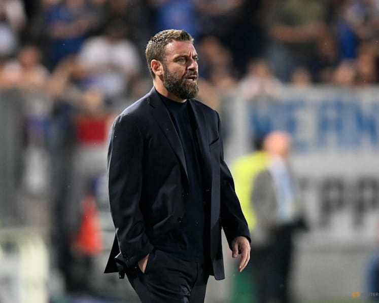 Genoa appoint De Rossi as manager to replace Vieira