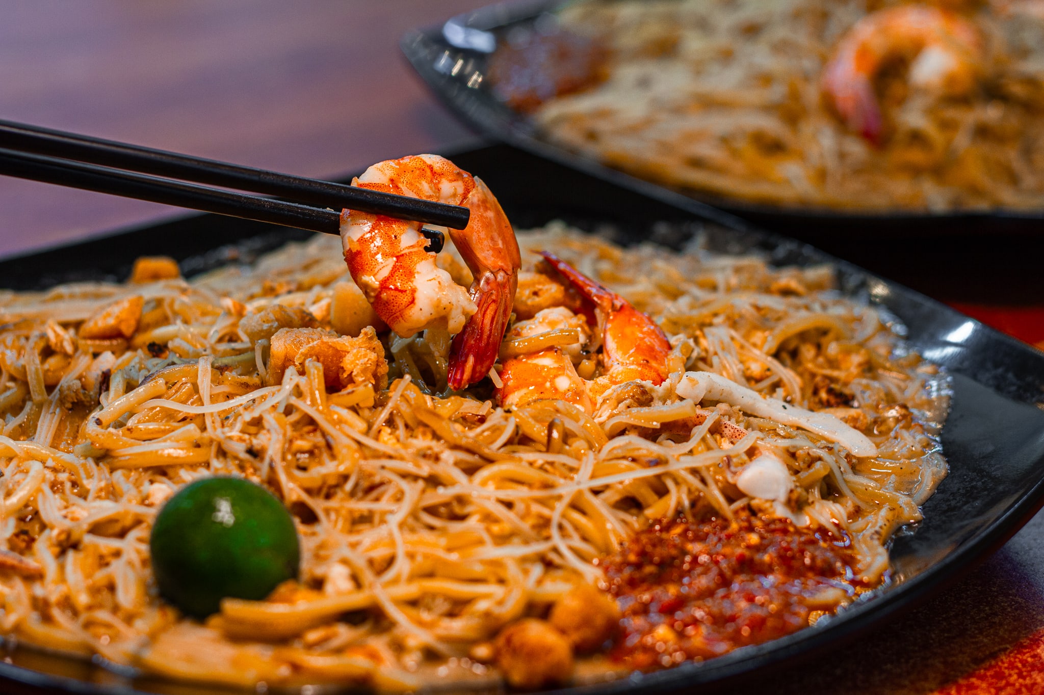 Shiok Hokkien Mee Chain Boss, 27, Opens Fancier Hokkien Mee Club At Newton, Eyes Michelin Star