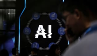 AI perlukan langkah perlindungan seperti industri penerbangan untuk bina kepercayaan: Josephine Teo