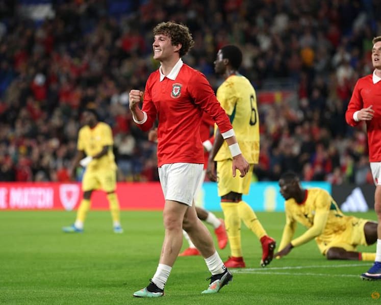 Wales equalise late to draw with World Cup-bound Ghana