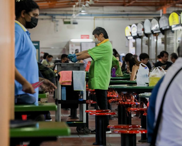 Emulate Maxwell Food Centre’s standard of cleanliness
