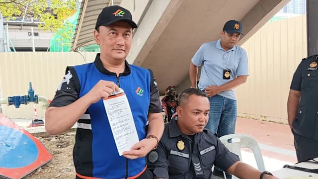 马国首例乱丢垃圾被控案 其中一人是清洁工