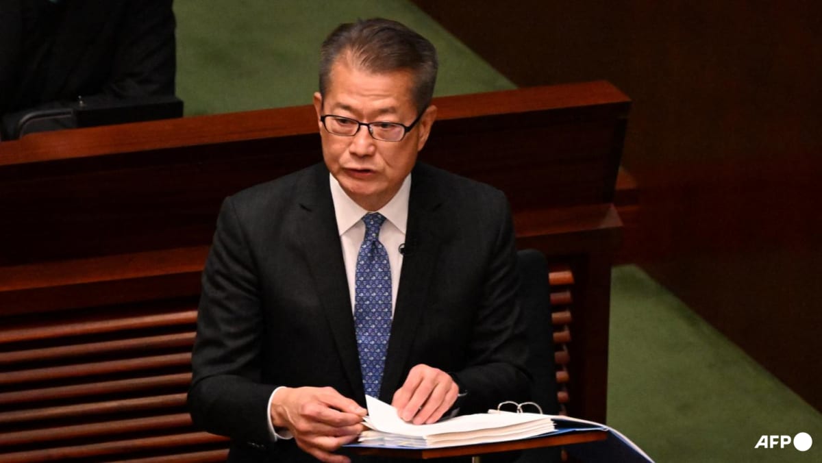 Hong Kong flags 10,000 civil service job cuts, AI push in bid to reverse huge deficit Hong Kong flags 10,000 civil service job cuts, AI push in bid to reverse huge deficit