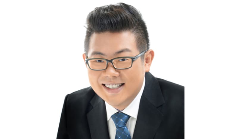 Property agent fined for failing to report suspicious transaction after buyer handed over piles of cash in plastic bag