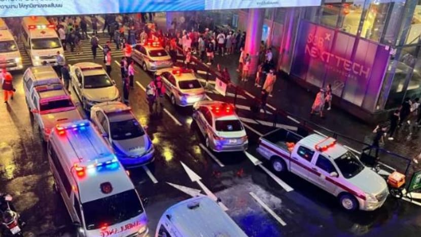 'Semua orang menjerit': Ketakutan, huru-hara di Siam Paragon bila suspek lepaskan tembakan 'Semua orang menjerit': Ketakutan, huru-hara di Siam Paragon bila suspek lepaskan tembakan