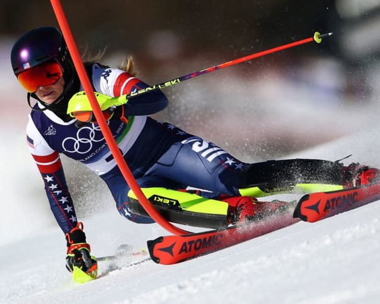 Alpine skiing-Dominant Shiffrin strikes gold, ends medal drought